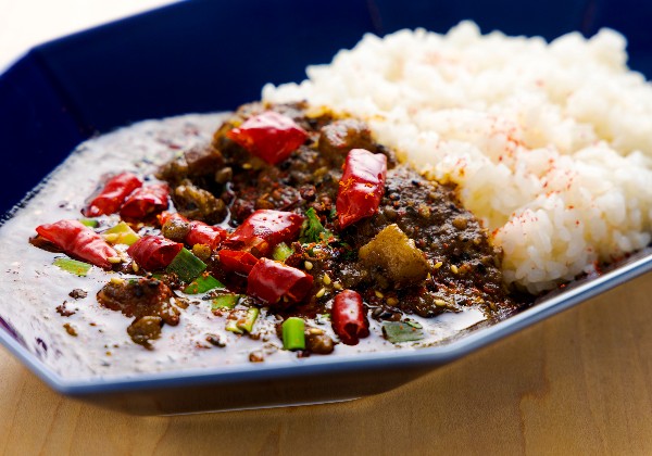 花椒と山椒がしびれる旨辛麻辣カレー