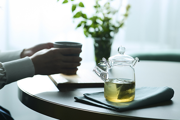 カカオ煎茶のティータイムイメージ