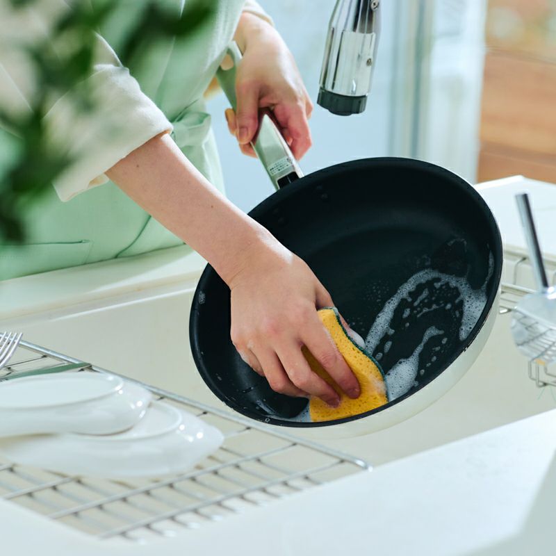 Le Chene & Le Roseau スカーリングスポンジ 2個入 使用イメージ2